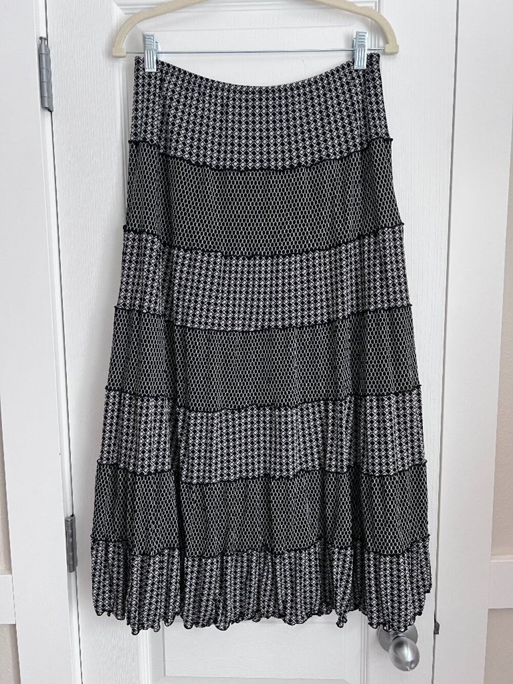 Style & Co. Black & White Geometric Tiered Mesh Maxi Skirt – Size Small